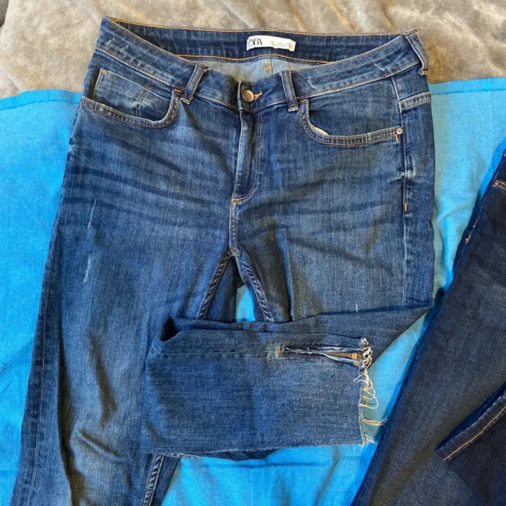 2 Zara blue skinny jeans